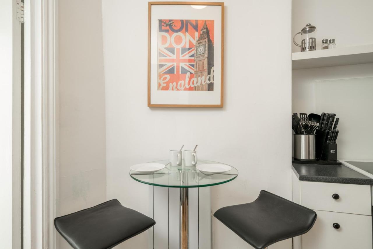 Soho & Covent Garden Apartment, Sleeps 3 Londyn Zewnętrze zdjęcie