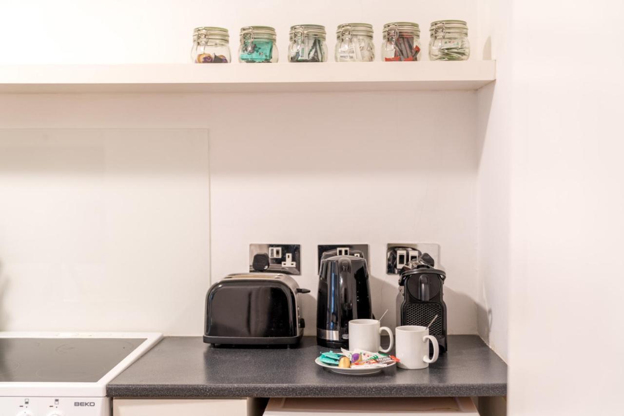 Soho & Covent Garden Apartment, Sleeps 3 Londyn Zewnętrze zdjęcie