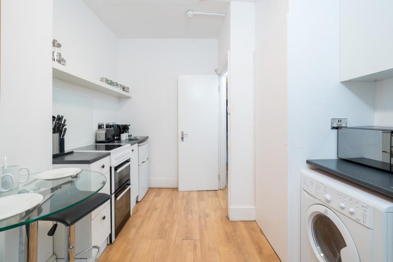 Soho & Covent Garden Apartment, Sleeps 3 Londyn Zewnętrze zdjęcie