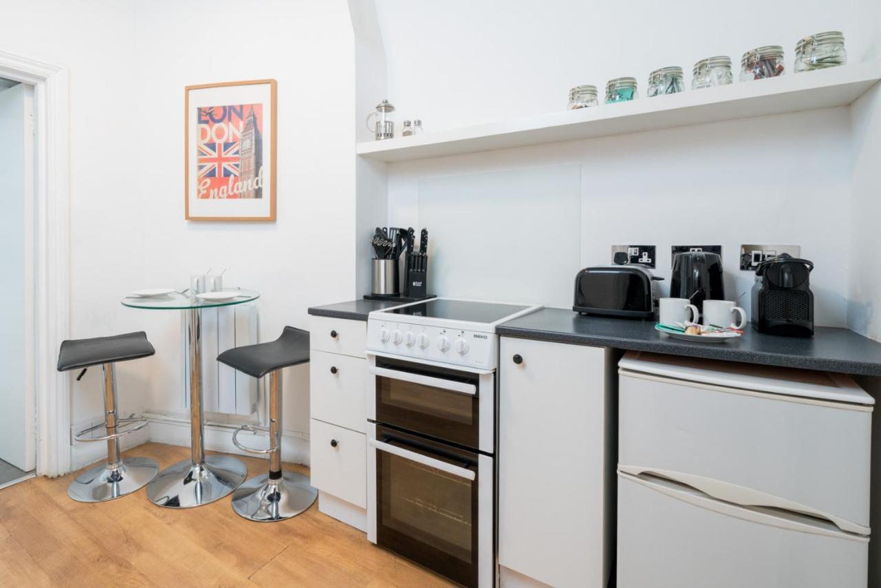 Soho & Covent Garden Apartment, Sleeps 3 Londyn Zewnętrze zdjęcie